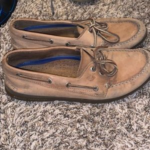 Sperry boat shoes